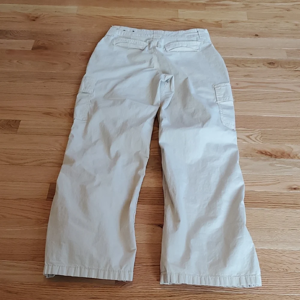 Hollister Cream High-Rise Baggy Pants - Picture 7 of 7
